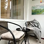 First Floor With Balcony Center Appartamento *