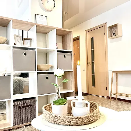 First Floor With Balcony Center Apartament