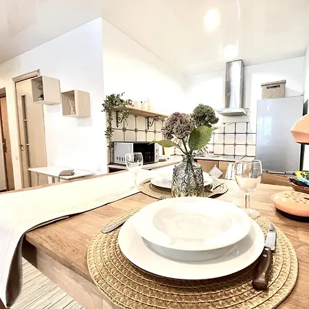 With Balcony First Floor In The Heart Of * Narva