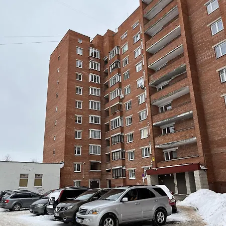 Apartament First Floor With Balcony Center *