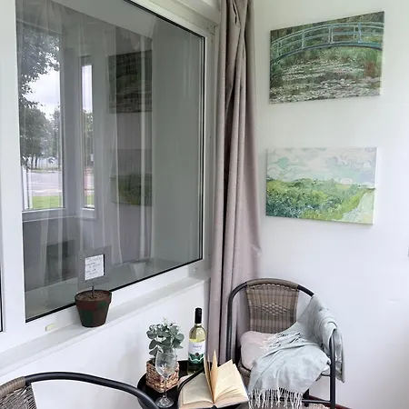 First Floor With Balcony Center Narva