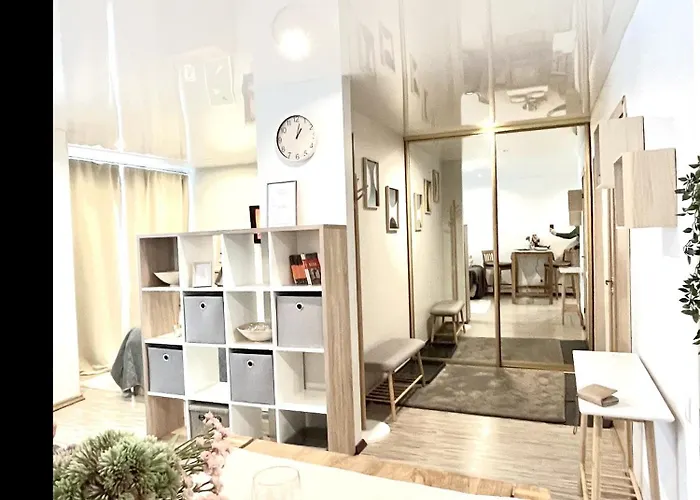 First Floor With Balcony Center * Narva