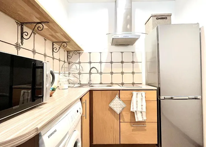 First Floor With Balcony Center * Narva