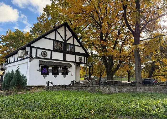 First Floor With Balcony Center Apartment *