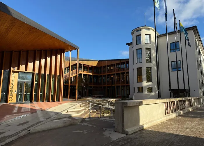 First Floor With Balcony Center * Narva