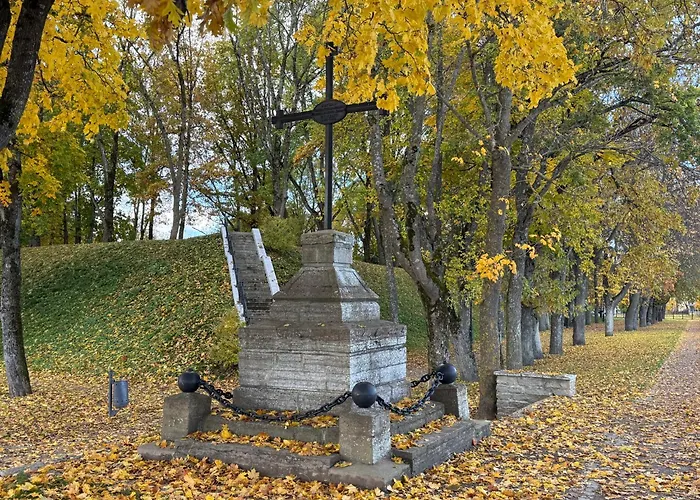 First Floor With Balcony Center * Narva